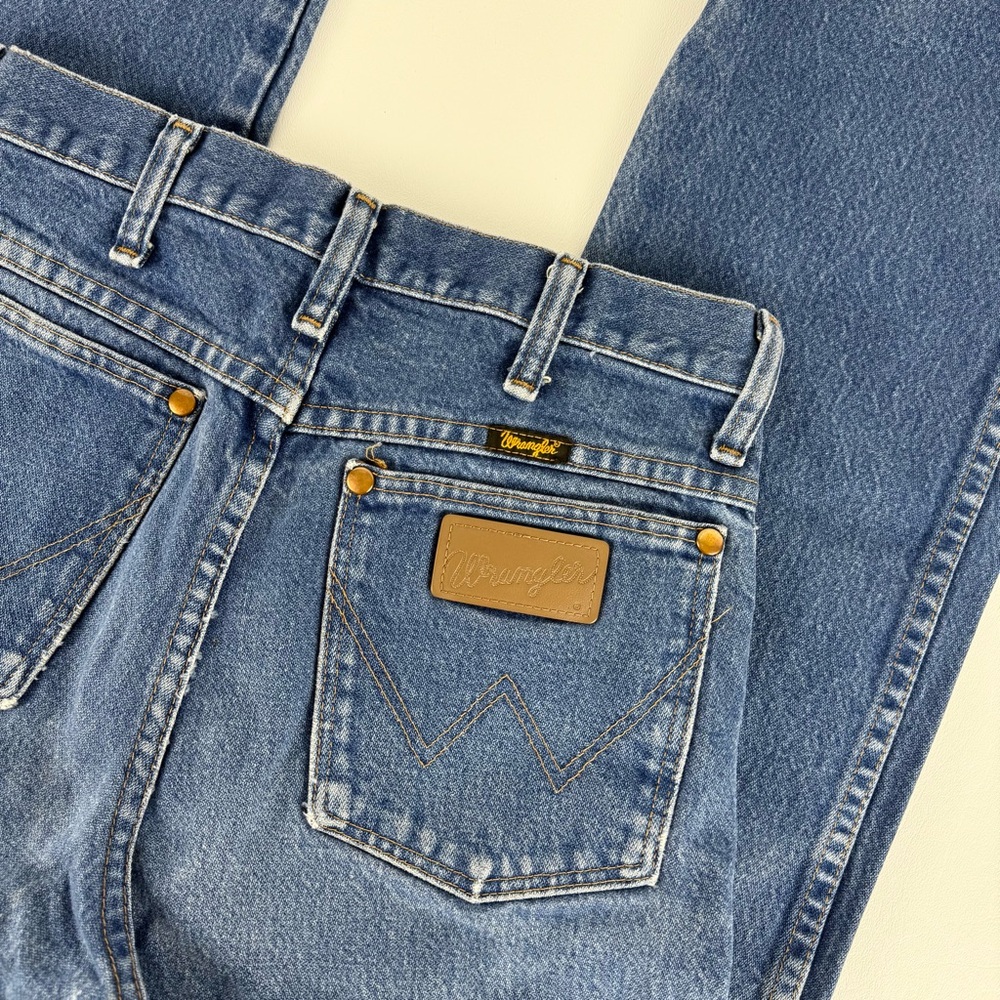 Vintage High Waisted Wrangler Blue Jeans